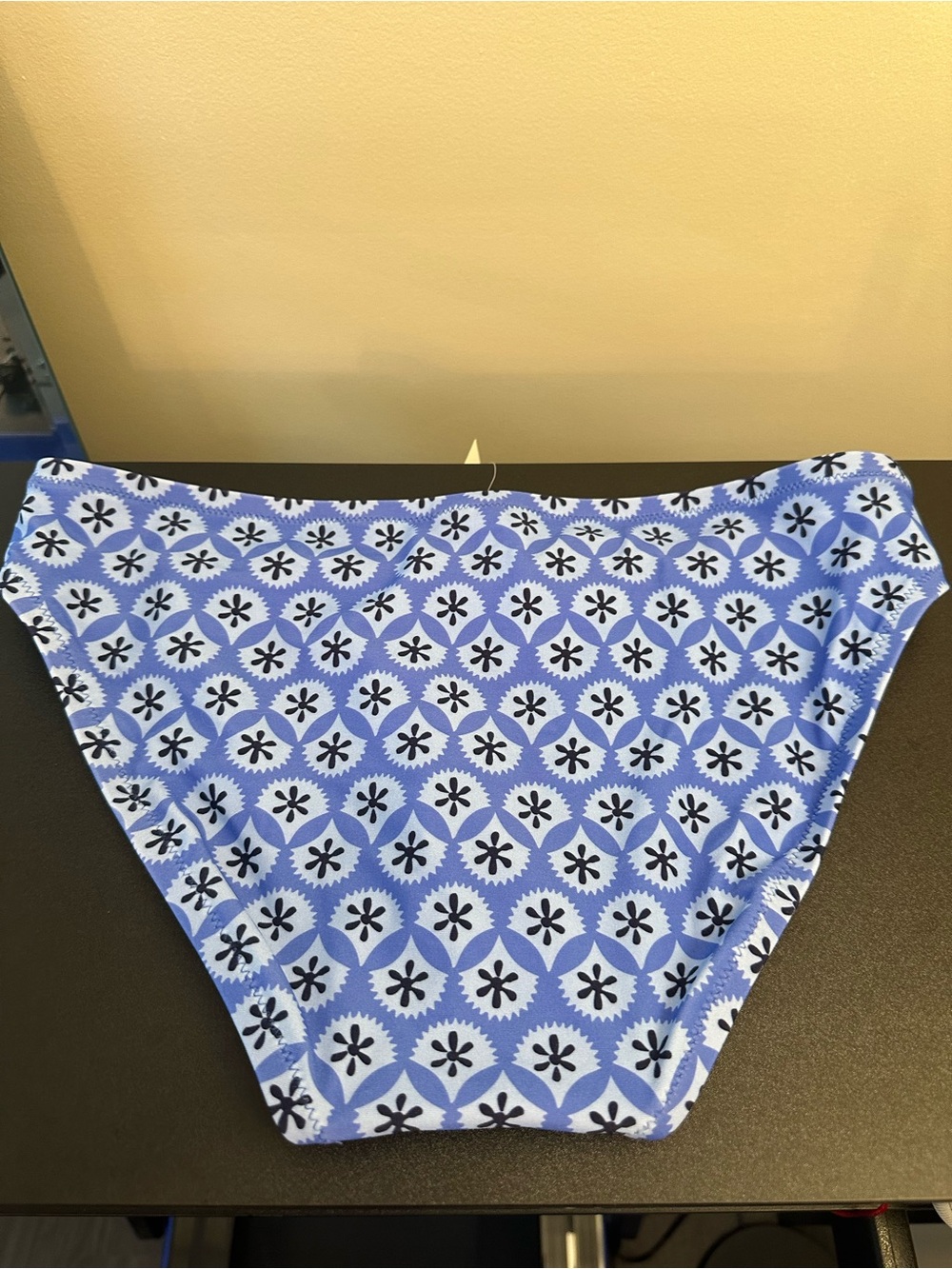 Blue Floral Print Bikini Set size small NWT - Picture 6 of 10